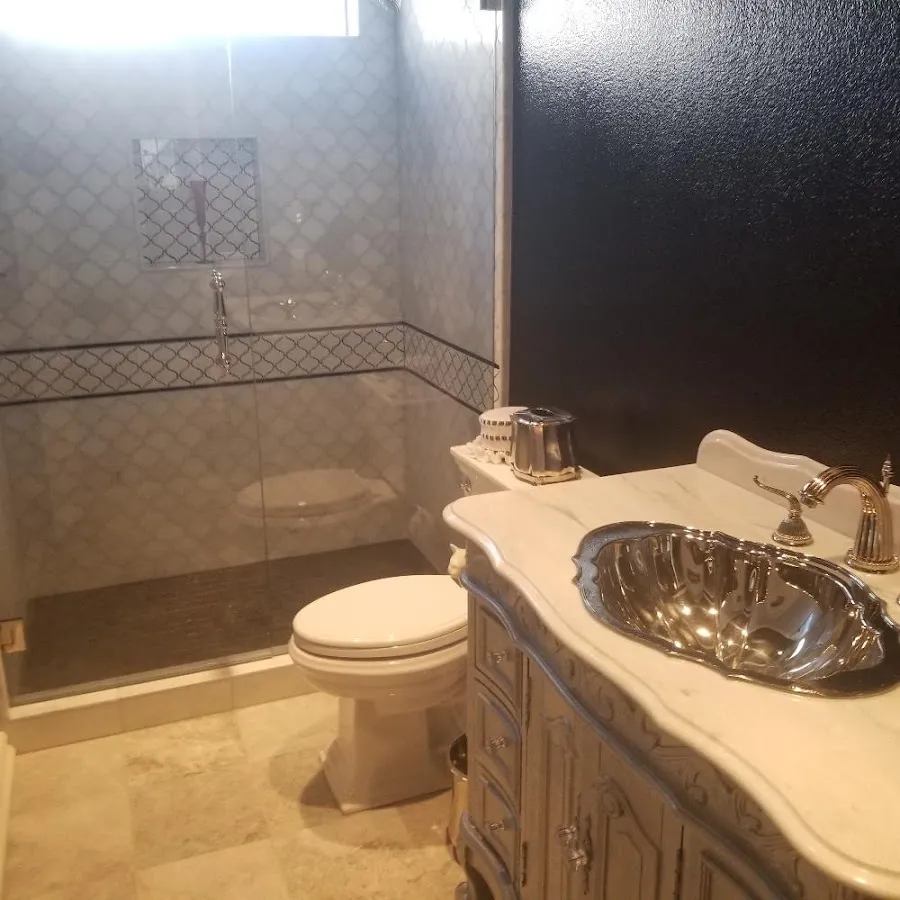 Professional plumbing work and bathroom remodeling in Marana